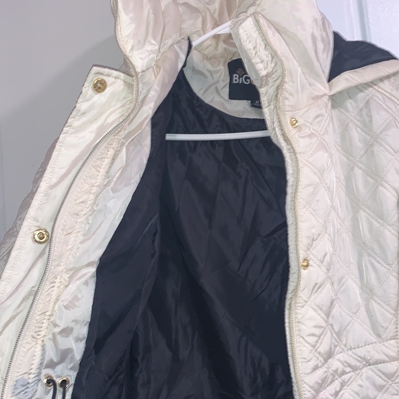 Winter jacket - Picture 4 of 4